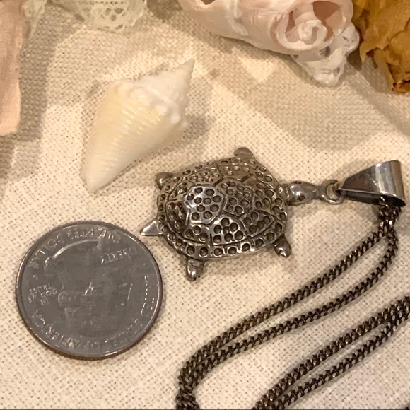 Vintage Sterling Silver Turtle Pendant - Picture 4 of 7